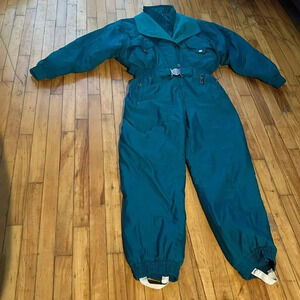 Vintage jupa sports ski suit